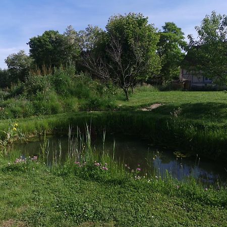 La Ferme De La Terve Bed and Breakfast Bruailles Εξωτερικό φωτογραφία
